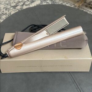 TYME IRON PRO 2-1 Hair Curler and Straightener Metallic Gold with Case